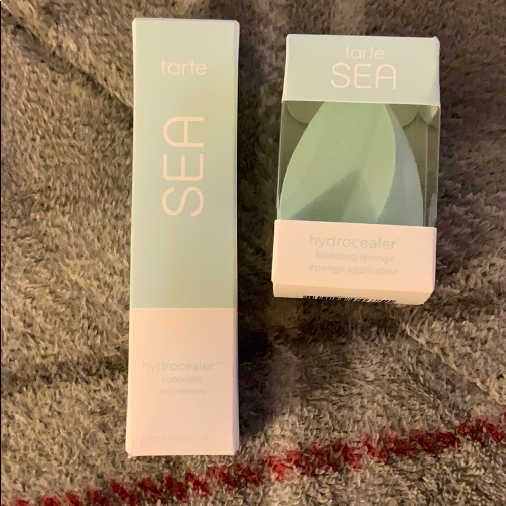 Tarte hydrocealer and  blending sponge